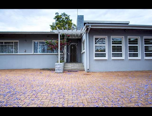 3 BEDROOM HOUSE FOR SALE IN MONTGOMERY PARK